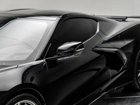 Used 2023 Chevrolet Corvette Stingray 3LT Z51 Performance P w/ Z51 Performance Package image 34