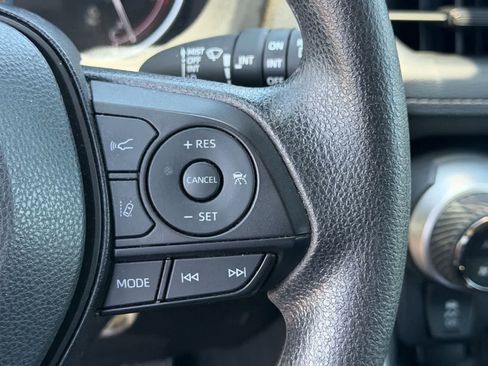 Used 2025 Toyota RAV4 XLE FWD image 14