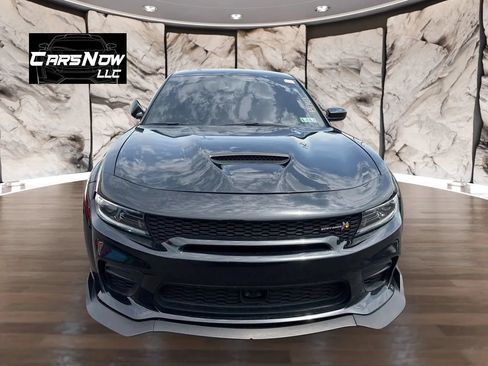 Used 2022 Dodge Charger Scat Pack RWD image 2