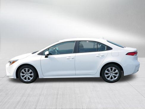 Certified 2026 Toyota Corolla LE FWD image 4
