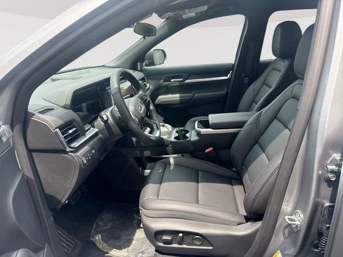 New 2027 GMC Terrain Elevation w/ Elevation Premium Package AWD/4WD image 19