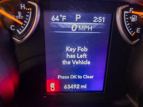 Used 2023 Jeep Gladiator Sport image 17