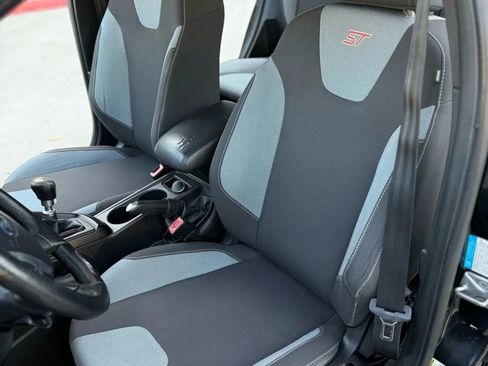 Used 2013 Ford Focus ST image 22