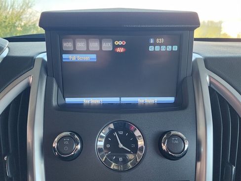 Used 2010 Cadillac SRX Premium image 39