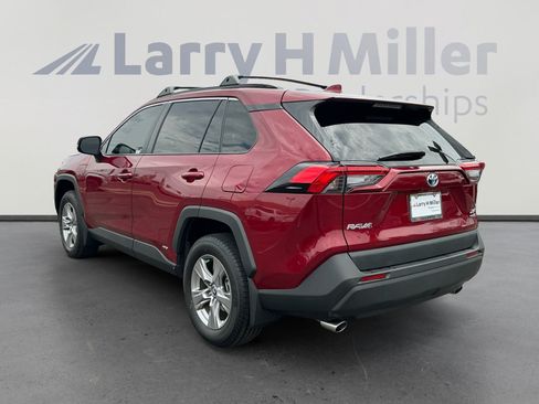 Used 2024 Toyota RAV4 XLE w/ Convenience Package AWD/4WD image 3
