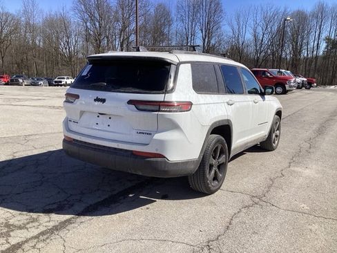 Used 2023 Jeep Grand Cherokee L Limited w/ Black Appearance Package image 7