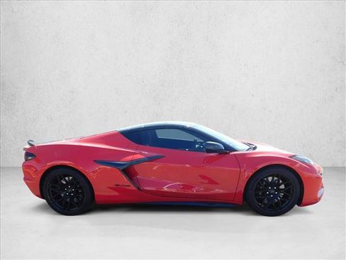 Used 2023 Chevrolet Corvette Z06 RWD image 4