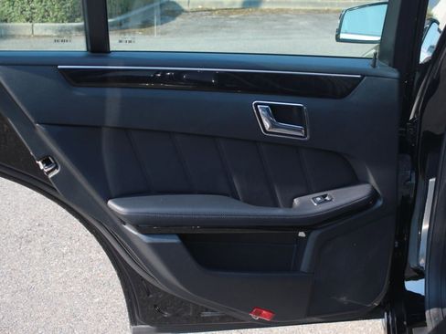 Used 2010 Mercedes-Benz E 63 AMG Sedan image 30