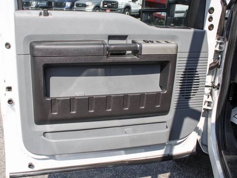 Used 2016 Ford F450 XLT AWD/4WD image 14