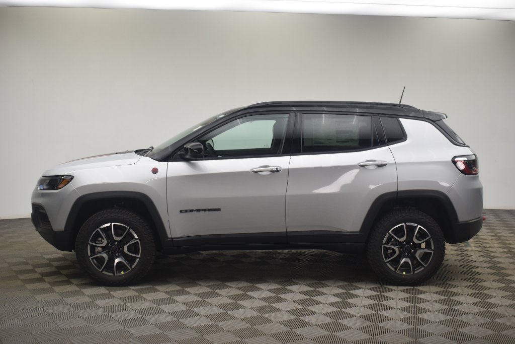 New 2026 Jeep Compass Trailhawk AWD/4WD image 12