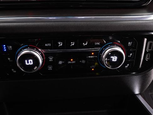 Used 2023 GMC Sierra 1500 SLT image 24