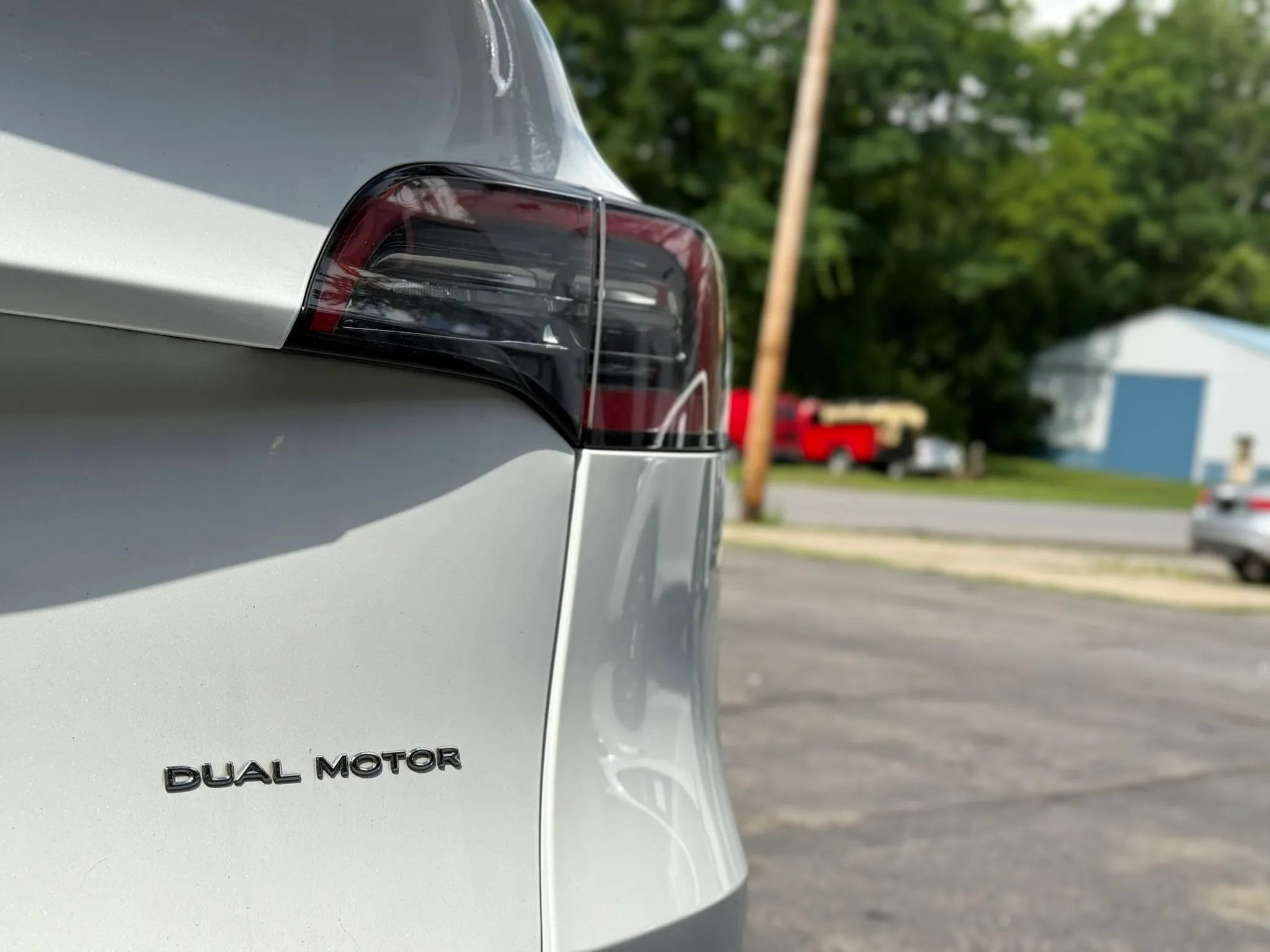 Used 2023 Tesla Model Y AWD image 40