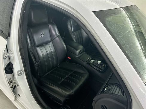 Used 2017 Chrysler 300 S w/ S Model Appearance Package image 25