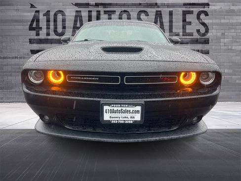 Used 2019 Dodge Challenger R/T w/ Driver Convenience Group RWD image 5