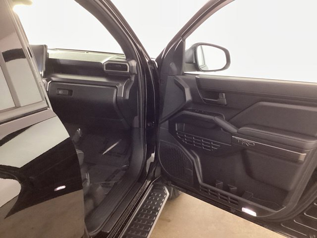 Used 2026 Toyota 4Runner TRD Off-Road Premium AWD/4WD image 21