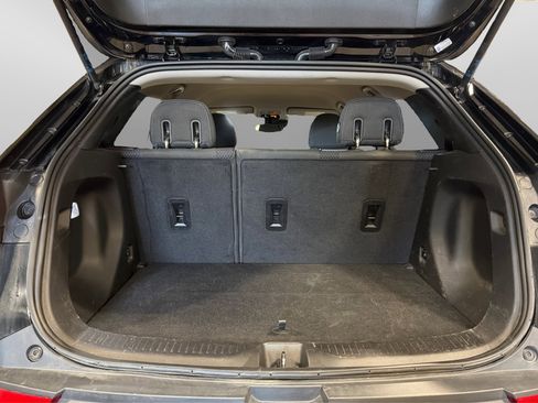 Used 2023 Chevrolet Bolt EUV LT w/ Driver Confidence Package FWD image 43