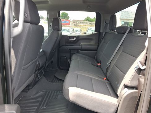 Used 2023 Chevrolet Silverado 1500 Custom AWD/4WD image 11