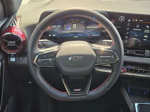 Used 2025 Chevrolet Equinox RS w/ Safety and Technology Package image 21