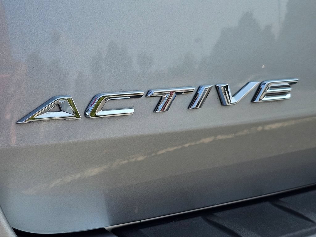 Used 2025 Ford Explorer Active w/ Active Comfort Package AWD/4WD image 11