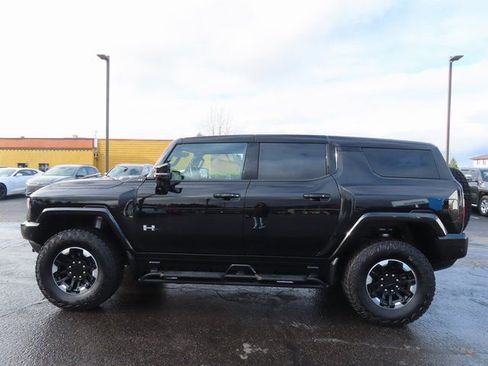 Used 2024 GMC Hummer EV 2X w/ Extreme Off-Road Package image 4