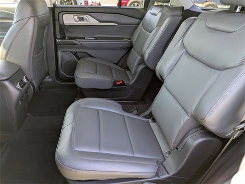 New 2026 Ford Explorer Active w/ Active Comfort Package image 26