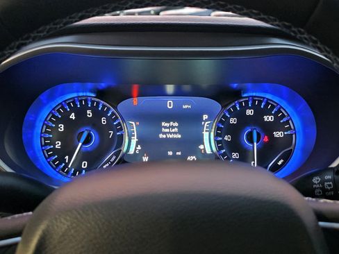 New 2026 Chrysler Pacifica Select image 13