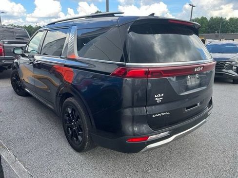Used 2024 Kia Carnival SX Prestige FWD image 4