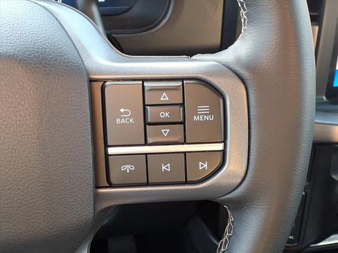 Used 2025 Ford F250 Lariat AWD/4WD image 22