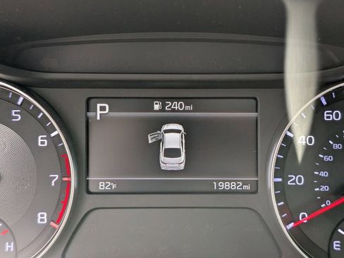 Certified 2024 Kia Forte LXS FWD image 33
