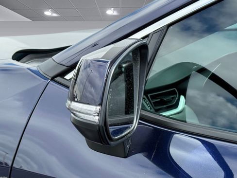 Used 2025 Toyota RAV4 XLE w/ Convenience Package image 22