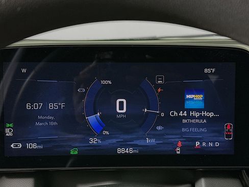 Used 2025 Chevrolet Equinox EV LT image 19