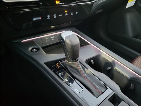 New 2026 Nissan Sentra SR w/ Floor Mat Package image 9