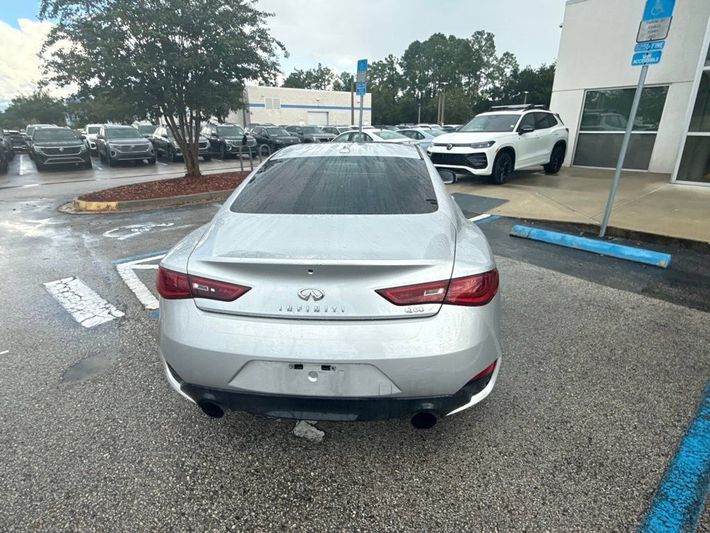 Used 2019 INFINITI Q60 3.0t Luxe w/ Cargo Package RWD image 9