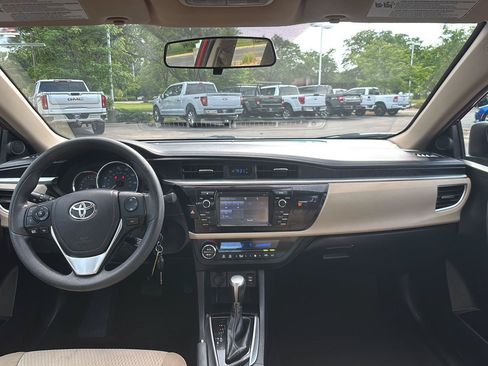 Used 2015 Toyota Corolla LE w/ Body Protection Package #1 FWD image 18