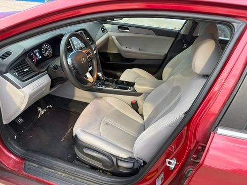Used 2018 Hyundai Sonata SE FWD image 13
