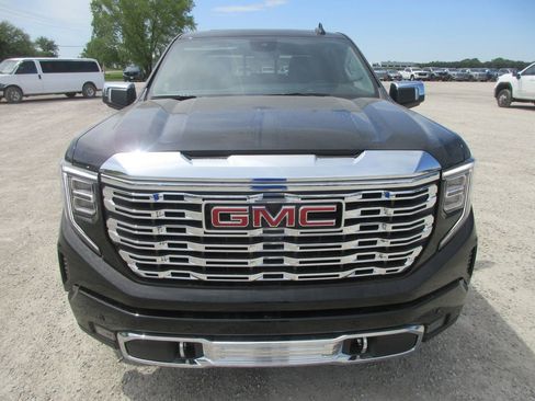 New 2026 GMC Sierra 1500 Denali AWD/4WD image 11
