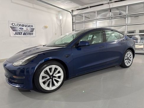 Used 2022 Tesla Model 3 Long Range image 5
