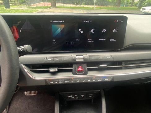 Used 2025 Kia K4 FWD image 16
