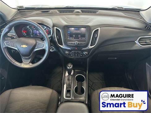 Used 2020 Chevrolet Equinox LT w/ Driver Convenience Package image 9