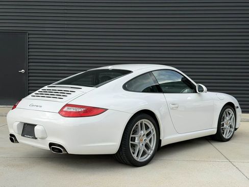 Used 2009 Porsche 911 Carrera RWD image 5