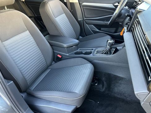 Certified 2025 Volkswagen Jetta S image 8