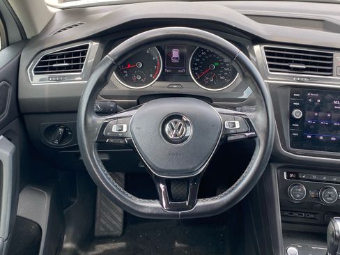 Used 2019 Volkswagen Tiguan SE AWD/4WD image 5