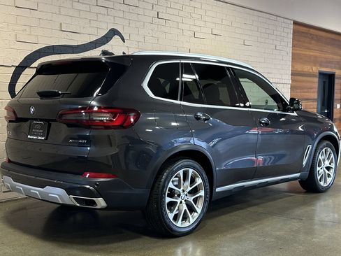 Used 2021 BMW X5 xDrive40i AWD/4WD image 4