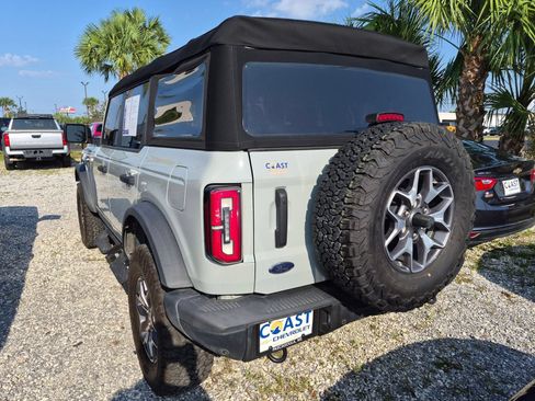 Used 2024 Ford Bronco Badlands AWD/4WD image 6