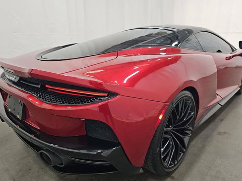 Used 2022 McLaren GT RWD image 5