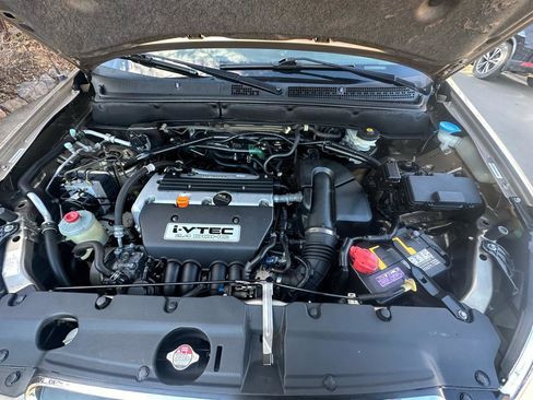 Used 2005 Honda CR-V EX image 26