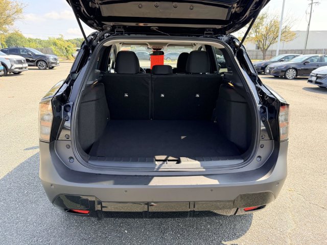 Certified 2025 Nissan Kicks SV w/ SV Premium Package AWD/4WD image 12