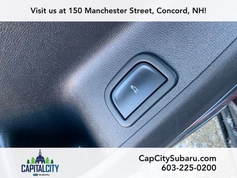 Used 2024 GMC Acadia Denali w/ Super Cruise Package image 16