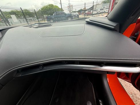 Used 2020 Chevrolet Corvette Stingray Coupe w/ Z51 Performance Package image 23