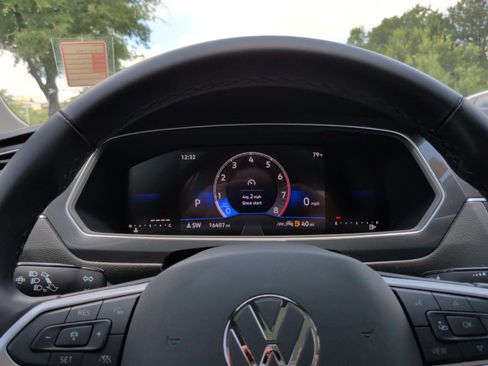 Used 2024 Volkswagen Tiguan Wolfsburg Edition FWD image 16